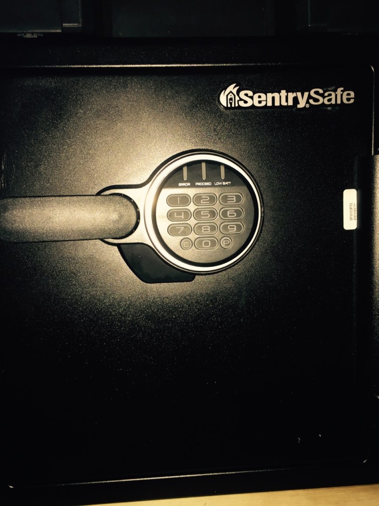 Electronic Sentry Safe opened in seconds with no signs of entry