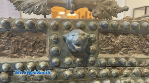 ompeii Strongbox Dog